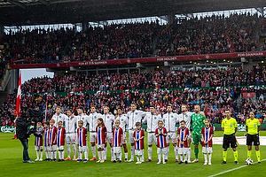 Kasper Schmeichel  (Danmark), Joachim Andersen  (Danmark), Jannik Vestergaard  (Danmark), Andreas Christensen  (Danmark), Rasmus Hjlund  (Danmark), Andreas Skov Olsen  (Danmark), Mikkel Damsgaard  (Danmark), Victor Kristiansen  (Danmark), Alexander Bah  (Danmark), Morten Hjulmand  (Danmark), Pierre Emilie Hjbjerg  (Danmark)