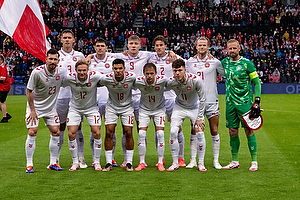 Kasper Schmeichel  (Danmark), Joachim Andersen  (Danmark), Jannik Vestergaard  (Danmark), Andreas Christensen  (Danmark), Rasmus Hjlund  (Danmark), Andreas Skov Olsen  (Danmark), Mikkel Damsgaard  (Danmark), Victor Kristiansen  (Danmark), Alexander Bah  (Danmark), Morten Hjulmand  (Danmark), Pierre Emilie Hjbjerg  (Danmark)