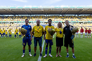 Ludwig Vraa-Jensen  (Brndby IF), Noah Nartey  (Brndby IF), Henrik Hansen, assistenttrner  (Brndby IF), Peter Nielsen, Brndby Support  (Brndby IF)