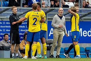 Daniel Wass  (Brndby IF), Jesper Srensen, cheftrner  (Brndby IF)