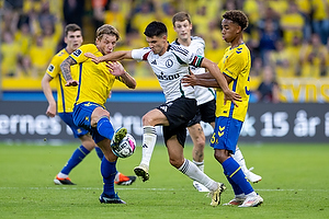 Daniel Wass, anfrer  (Brndby IF), Noah Nartey  (Brndby IF), Bartosz Kapustka  (Legia Warszawa)