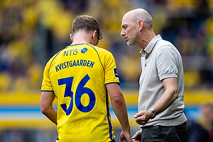 Mathias Kvistgaarden  (Brndby IF), Jesper Srensen, cheftrner  (Brndby IF)