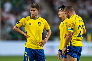 Josip Radosevic  (Brndby IF)m Filip Bundgaard  (Brndby IF), Yuito Suzuki  (Brndby IF)