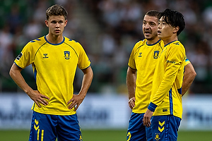 Josip Radosevic  (Brndby IF)m Filip Bundgaard  (Brndby IF), Yuito Suzuki  (Brndby IF)