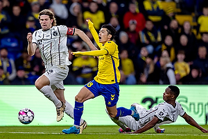 Mads Bech, anfrer  (FC Midtjylland), Yuito Suzuki  (Brndby IF)