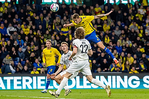 Mileta Rajovic  (Brndby IF), Mads Bech, anfrer  (FC Midtjylland)