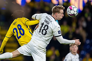 Yuito Suzuki  (Brndby IF), Adam Buksa  (FC Midtjylland)