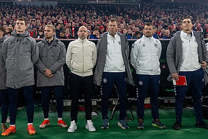 Mads Hermansen  (Danmark), Victor Nelsson  (Danmark), Brian Riemer, cheftrner  (Danmark), Morten Wieghorst, cheftrner  (Danmark), Lars Knudsen, assistenttrner  (Danmark), Daniel Agger, assistenttrner  (Danmark)